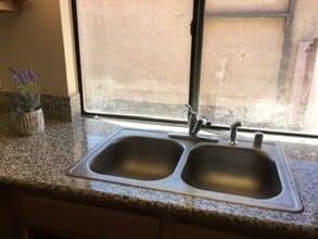 8421 Lomack Ct in Las Vegas, NV - Building Photo - Building Photo