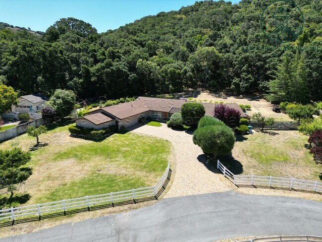 3 Rancho Del Robledo in Carmel Valley, CA - Building Photo - Building Photo