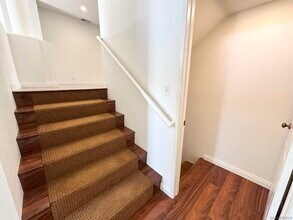 4385 Nobel Dr in San Diego, CA - Building Photo - Building Photo