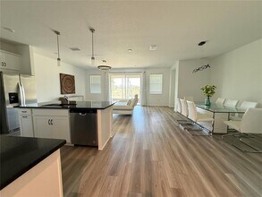 2729 Sweet Acacia Dr in Clermont, FL - Building Photo - Building Photo