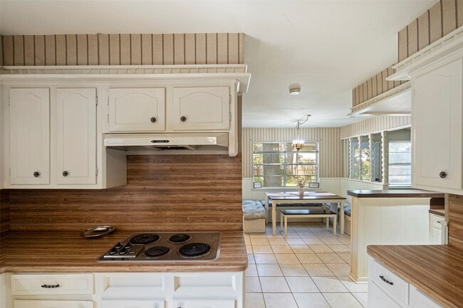 property at 1115 Pear Tree Ln