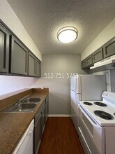 3704 S 2nd St, Unit 102 in Austin, TX - Building Photo - Building Photo