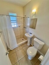 690 NE 85th St in Miami, FL - Building Photo - Building Photo