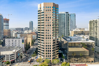 Sky Lofts in Los Angeles, CA - Building Photo - Building Photo