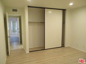 3802 Dunford Ln in Inglewood, CA - Building Photo - Building Photo