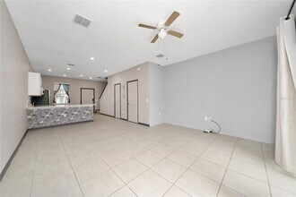 2060 Viewfinder St in Kissimmee, FL - Building Photo - Building Photo