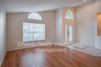 8241 Westcott Shore Dr in Orlando, FL - Building Photo - Building Photo