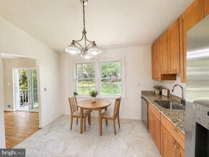 13208 Hathaway Dr in Silver Spring, MD - Building Photo - Building Photo