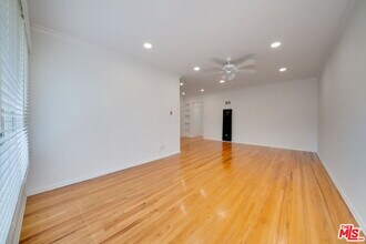 827 Lincoln Blvd in Santa Monica, CA - Building Photo - Building Photo