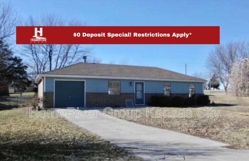 1712 NE Balboa St in Lee's Summit, MO - Building Photo