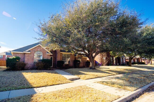 11449 Pagewynne Dr in Frisco, TX - Building Photo - Building Photo