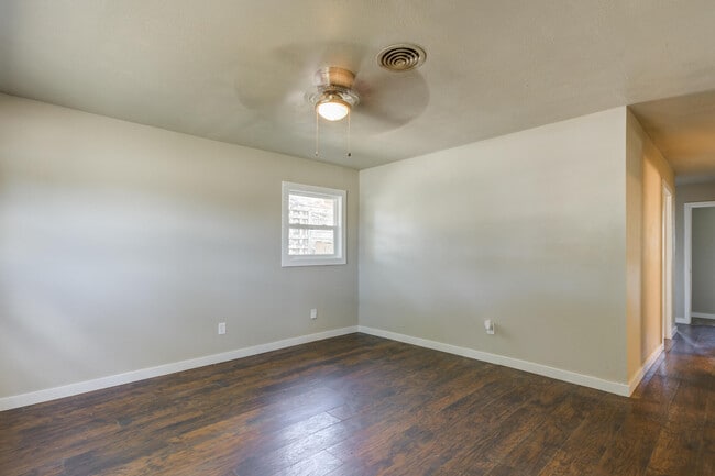 1702 E 2nd St in Lubbock, TX - Building Photo - Building Photo