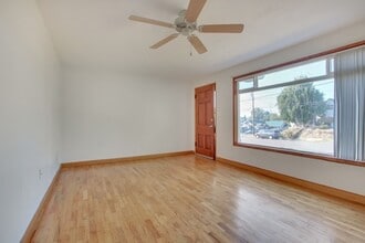 1414 S 40th St in Tacoma, WA - Building Photo - Building Photo