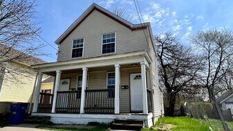 520 Henry Ave SE in Grand Rapids, MI - Building Photo