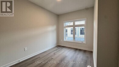9 Mermot Ln in Richmond Hill, ON - Building Photo - Building Photo