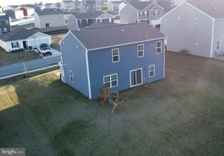 238 Gumspring Dr in Charles Town, WV - Building Photo - Building Photo