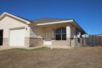 1901 Elms Run Ct in Killeen, TX - Building Photo - Building Photo