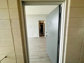 9037 S Eldorado Dr in Indianapolis, IN - Building Photo - Building Photo