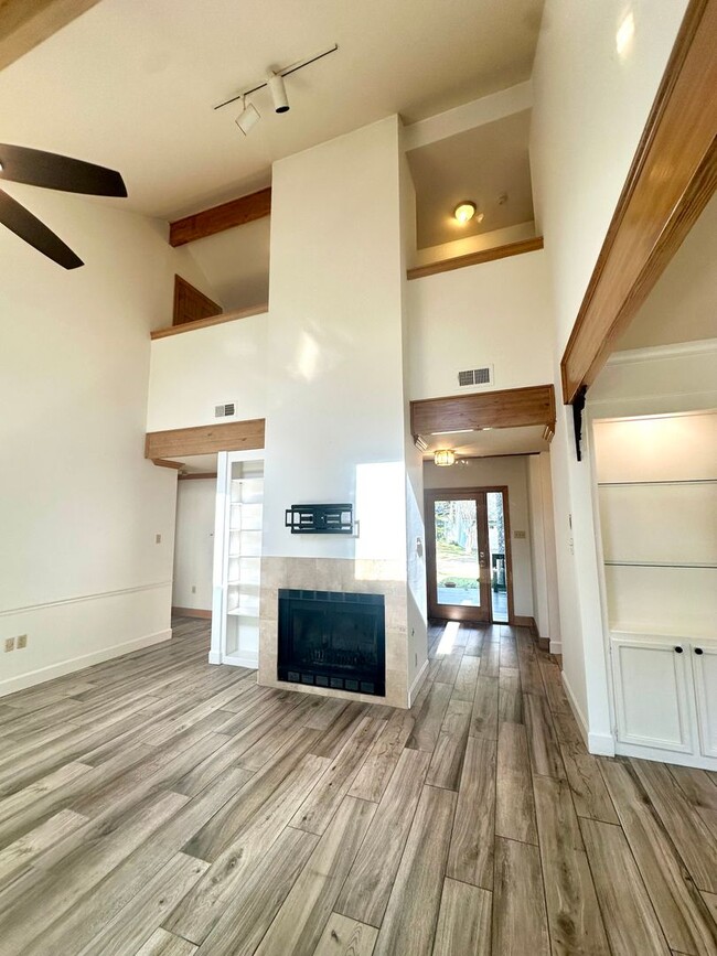 property at 4018 Indian Run Dr