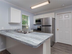 2905 SW Archer Rd in Gainesville, FL - Building Photo - Building Photo