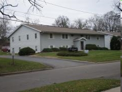 Capri Apartments in Clive, IA - Building Photo