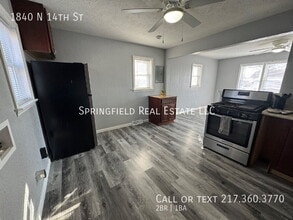 1840 N 14th St in Springfield, IL - Foto de edificio - Building Photo
