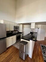 15946 Vanowen St in Los Angeles, CA - Building Photo