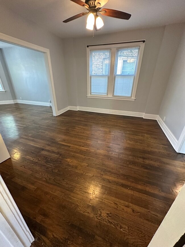 3733 W Addison St, Unit 2