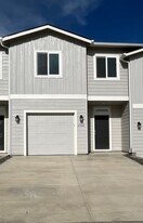 6544 W 36th Pl in Kennewick, WA - Building Photo