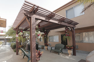 Villa Del Sol Apartments in Downey, CA - Building Photo - Building Photo