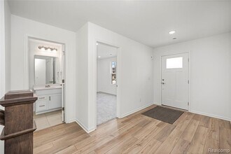 43071 Atwood Ave in Novi, MI - Building Photo - Building Photo