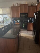 3576 Husch Way in Gold River, CA - Foto de edificio - Building Photo