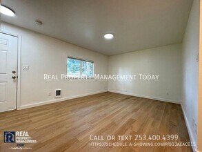 7619 Douglas St W in Lakewood, WA - Foto de edificio - Building Photo