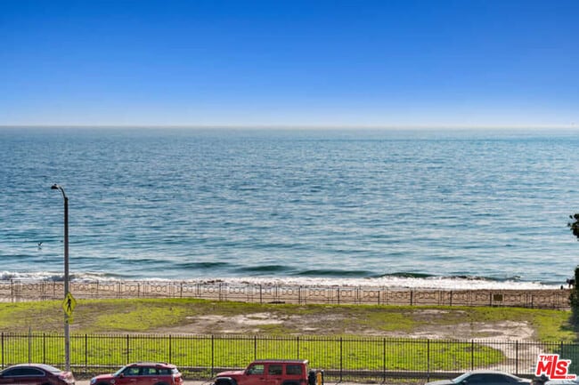 property at 22609 Pacific Coast Hwy