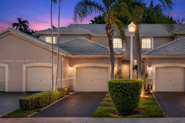 property at 2078 Madeira Dr