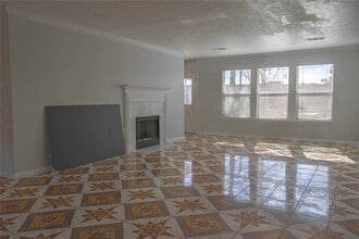 10819 Belle Haven Dr in Houston, TX - Building Photo - Building Photo