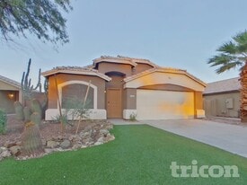 350 N 152nd Dr in Goodyear, AZ - Building Photo