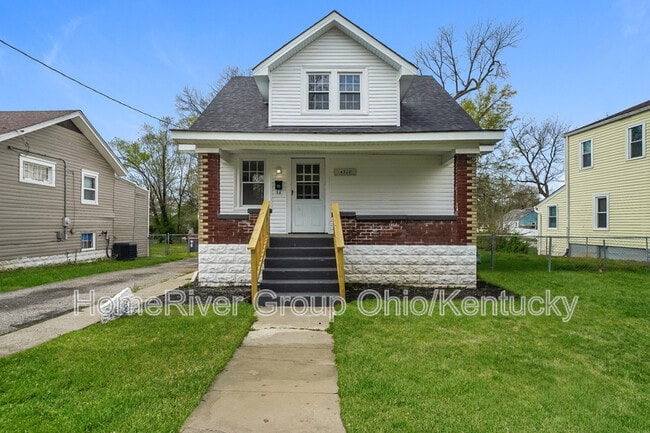 property at 4328 Lonsdale Ave