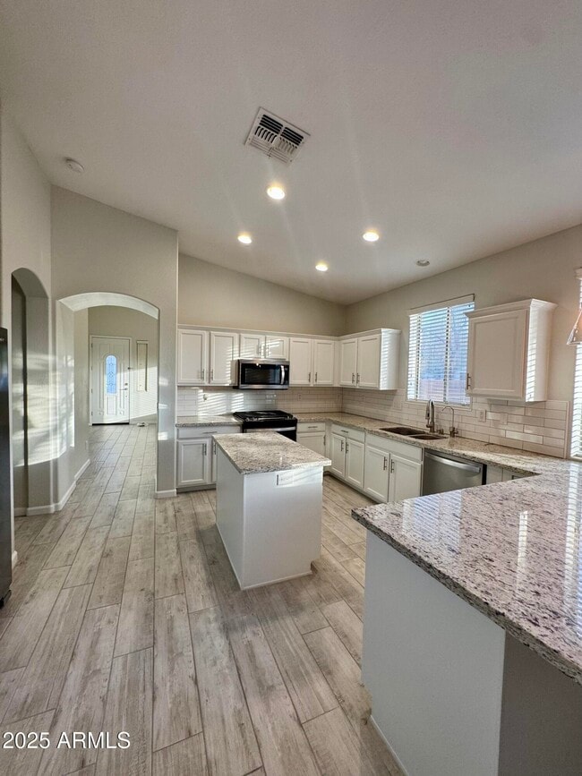 property at 5642 W Lydia Ln