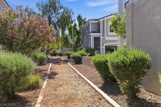 236 Charming Ct in Henderson, NV - Building Photo - Building Photo