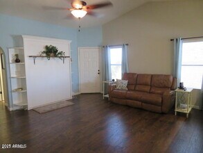 8741 W Athens St in Peoria, AZ - Building Photo - Building Photo