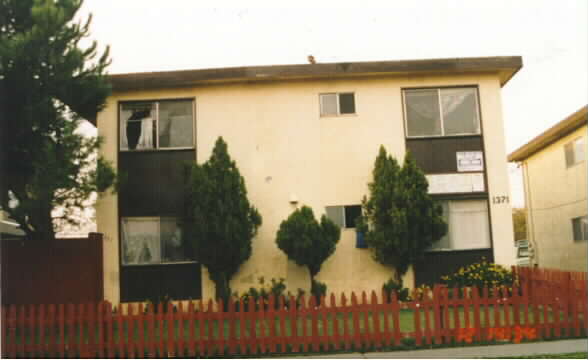 1371 Carnelian Dr in San Jose, CA - Foto de edificio - Building Photo