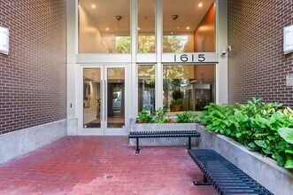 Terravita Luxury Residences in Seattle, WA - Building Photo - Building Photo
