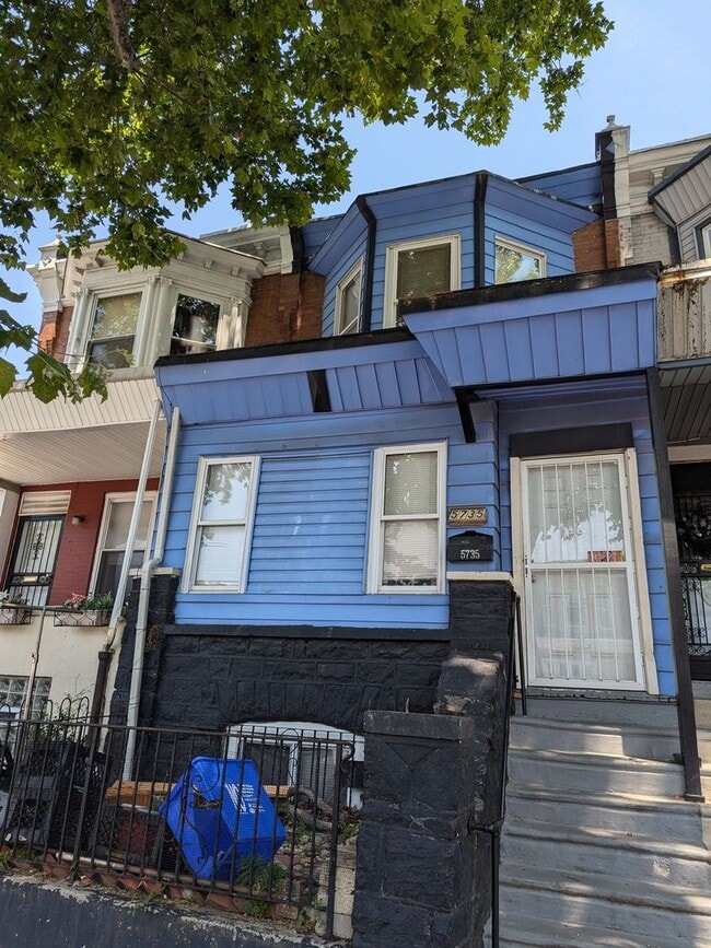 property at 5735 Chestnut St