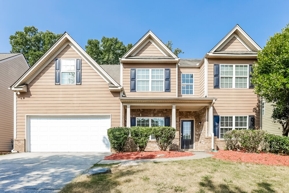 2878 Suttonwood Way NE in Buford, GA - Building Photo