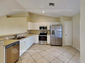 2718 31st St SW in Lehigh Acres, FL - Building Photo - Building Photo