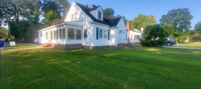 1708 E 4th St in Greenville, NC - Building Photo - Building Photo