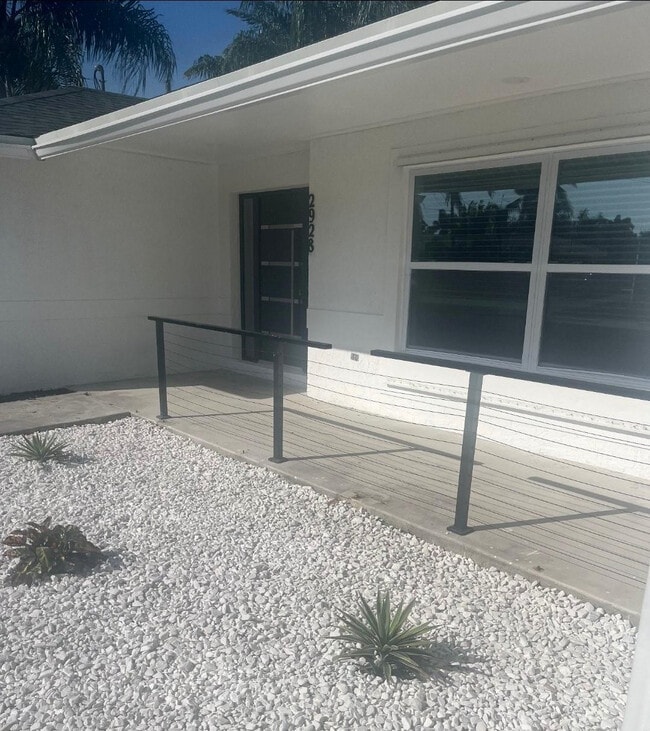 2928 SE Bella Rd in Port St. Lucie, FL - Building Photo - Building Photo