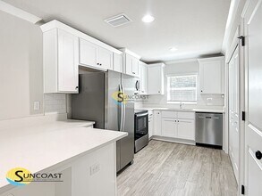 121 Midway Rd in Ocala, FL - Building Photo - Building Photo