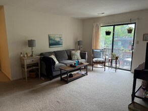 104 Clinkscales Rd in Columbia, MO - Building Photo - Building Photo